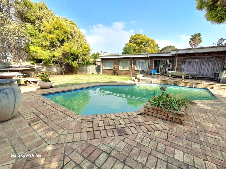 3 Bedroom Property for Sale in Vaalpark Free State